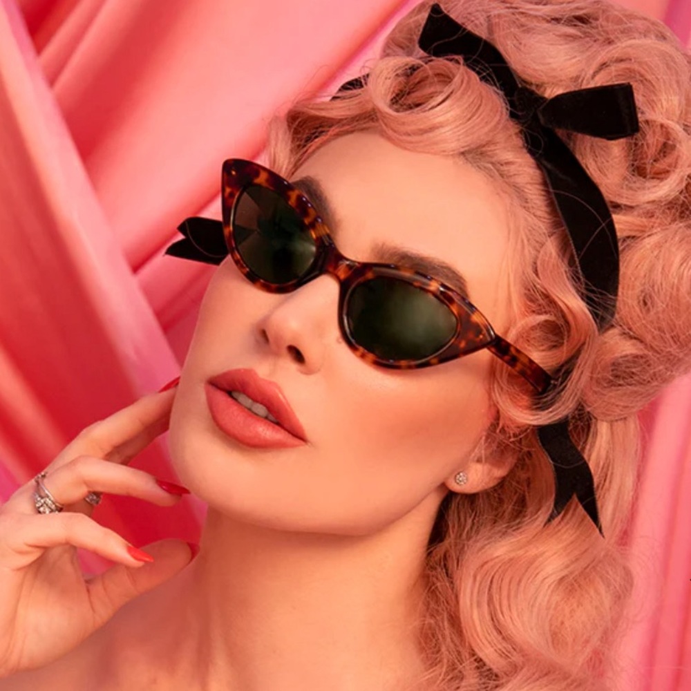 VIXEN FASHION DOLL CAT EYE SUNGLASSES TORTOISE SHELL RETRO VINTAGE MICHELINEPITT